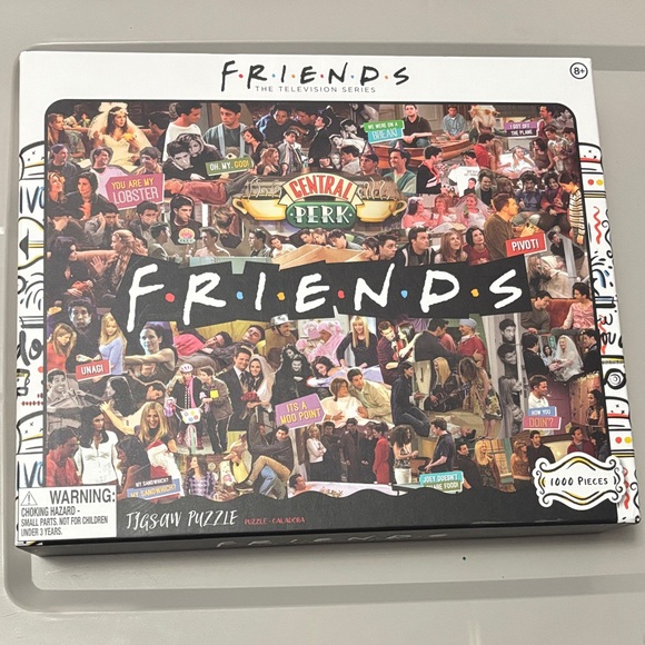 FRIENDS Other - Friends TV Show Jigsaw Puzzle pre loved 1 PIECE MISSING